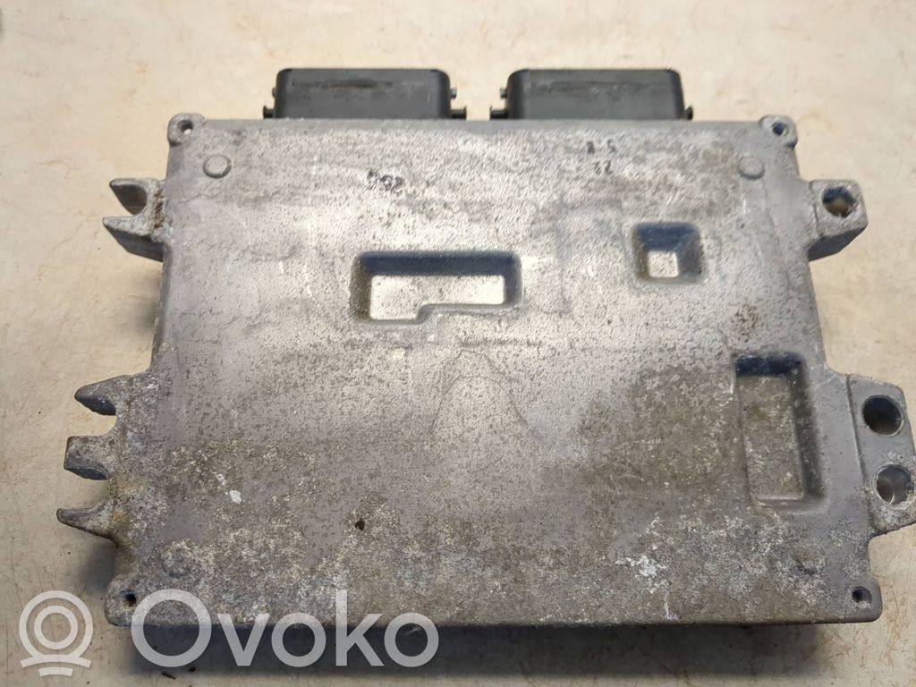 Suzuki SX4 Engine control unit/module 