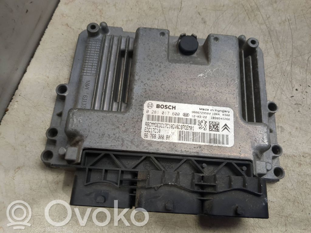Citroen C4 II Picasso Engine control unit/module 