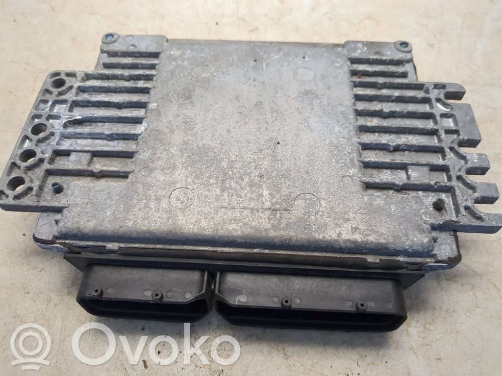 Nissan Note (E11) Engine control unit/module 