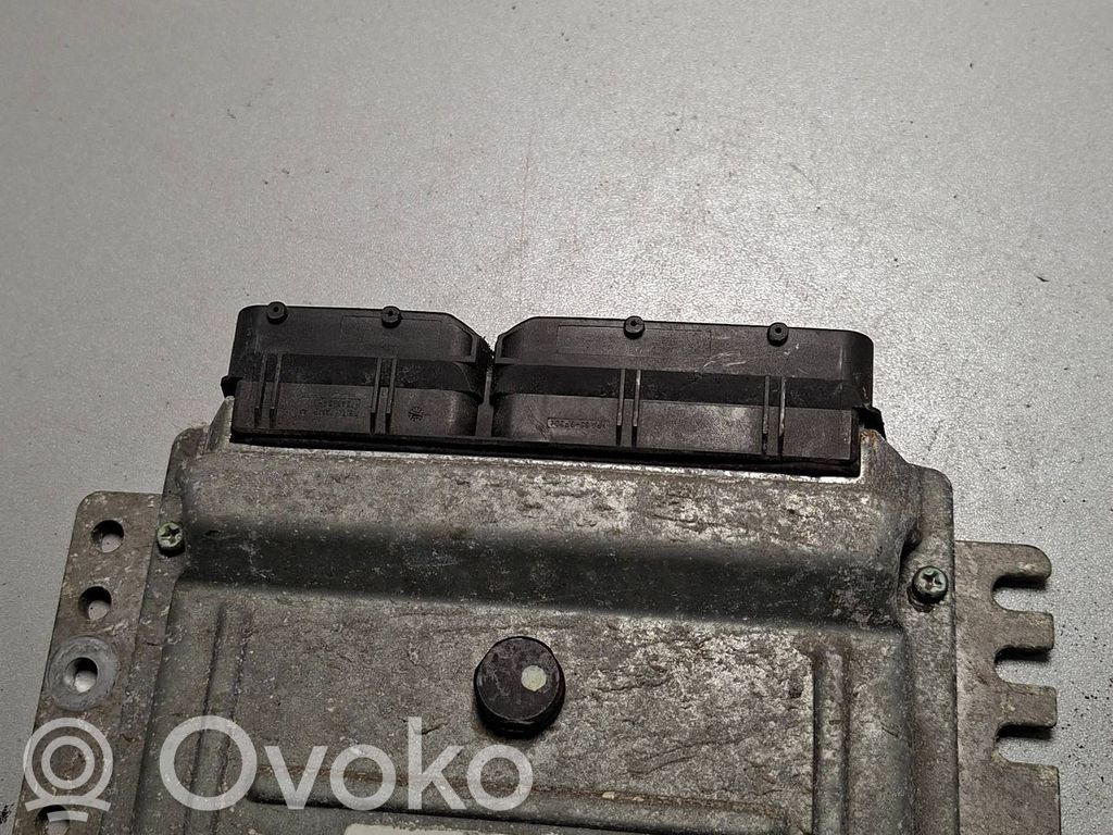 Nissan Note (E11) Engine control unit/module 