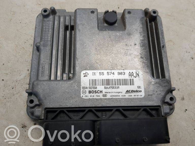 Opel Insignia A Engine control unit/module 