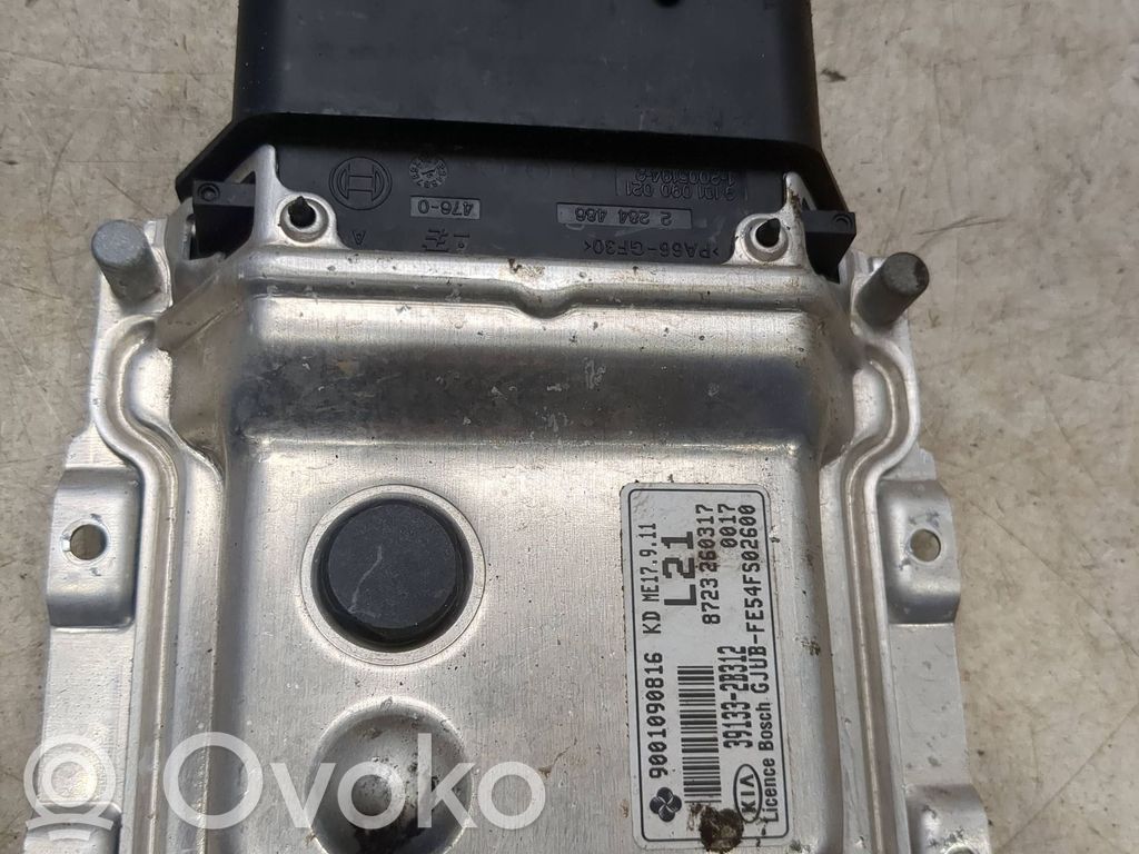KIA Rio Engine control unit/module 