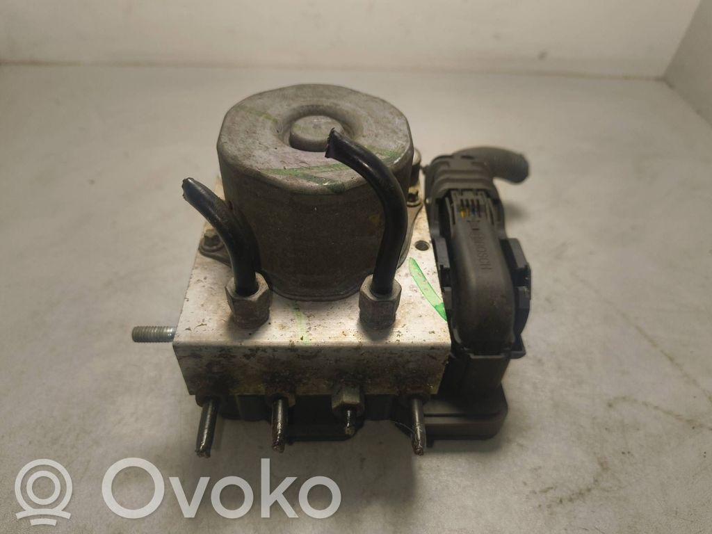 Nissan Qashqai ABS bloks 