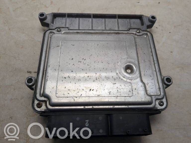Hyundai i20 (PB PBT) Engine control unit/module 