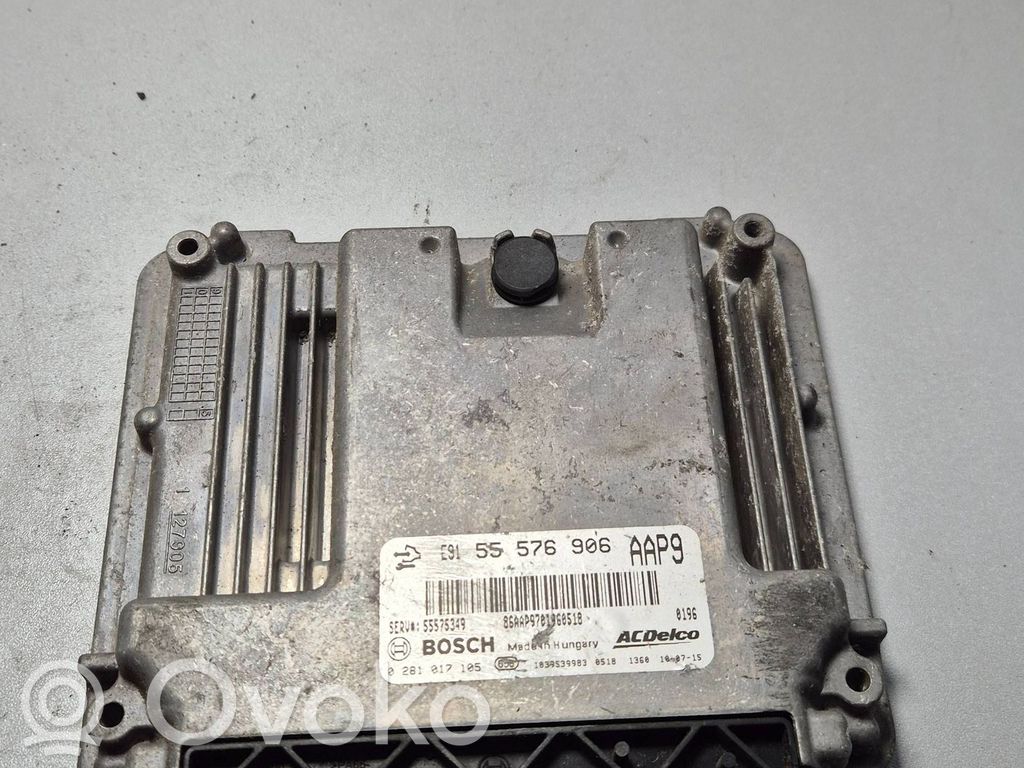 Opel Insignia A Engine control unit/module 