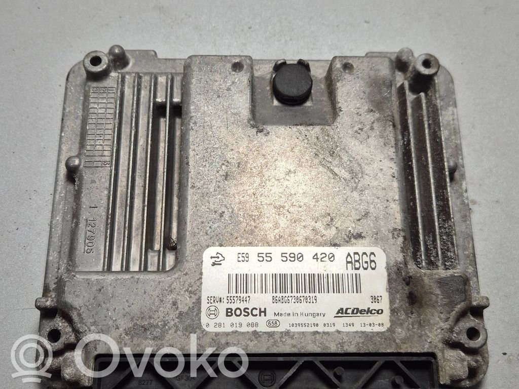 Opel Zafira B Engine control unit/module 