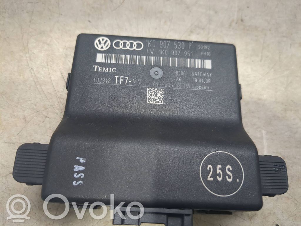 Audi A3 S3 8P Gateway control module 