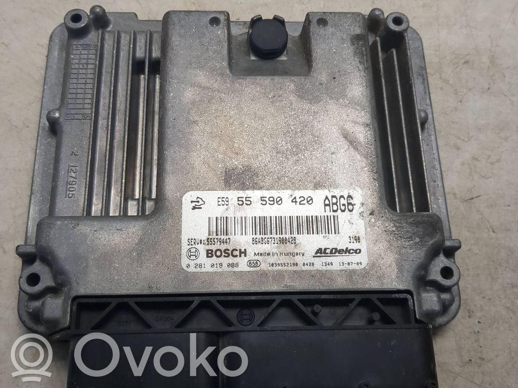 Opel Insignia A Engine control unit/module 