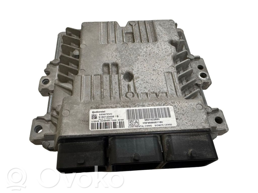 Peugeot 2008 I Engine control unit/module 