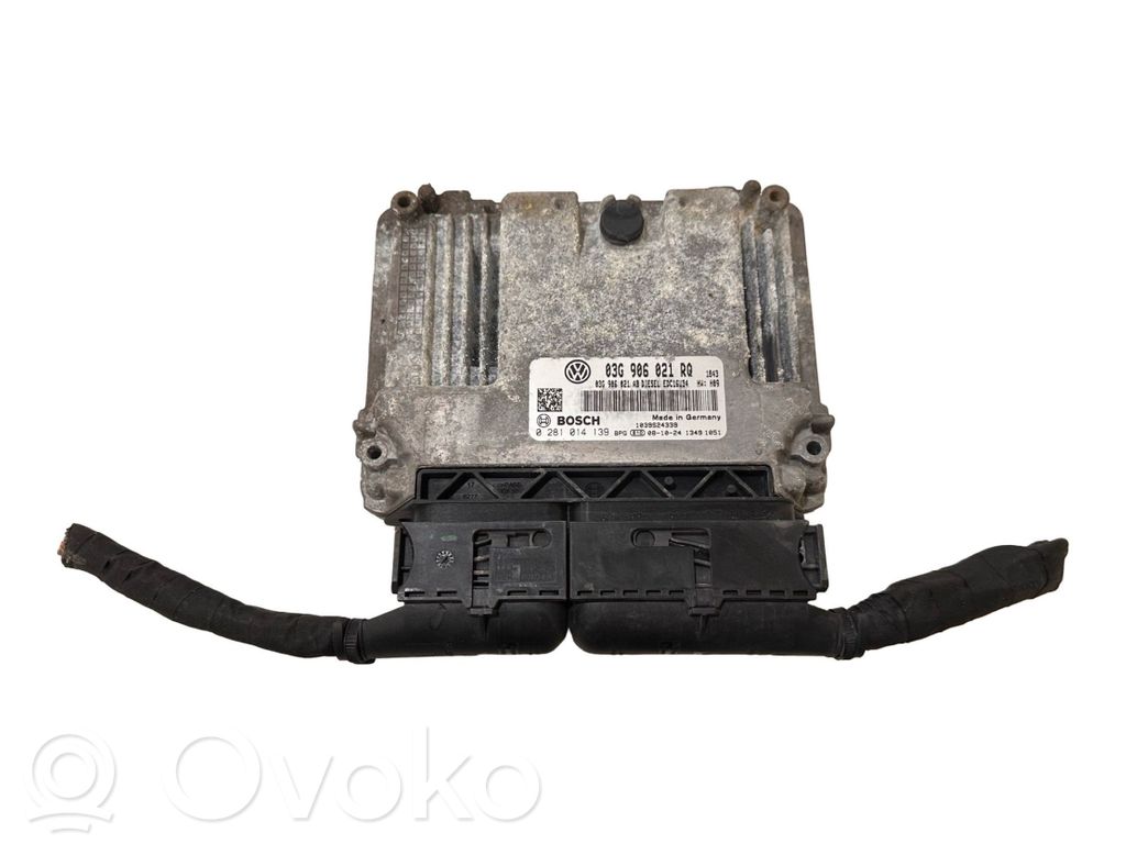 Volkswagen PASSAT B6 Engine control unit/module 