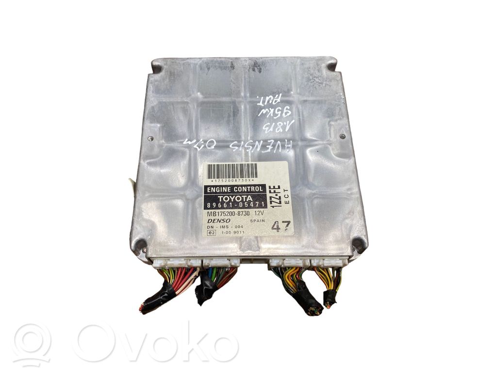 Toyota Avensis T250 Unidad de control/módulo ECU del motor 