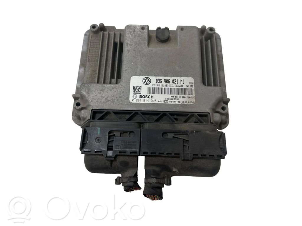 Volkswagen Touran I Engine control unit/module 