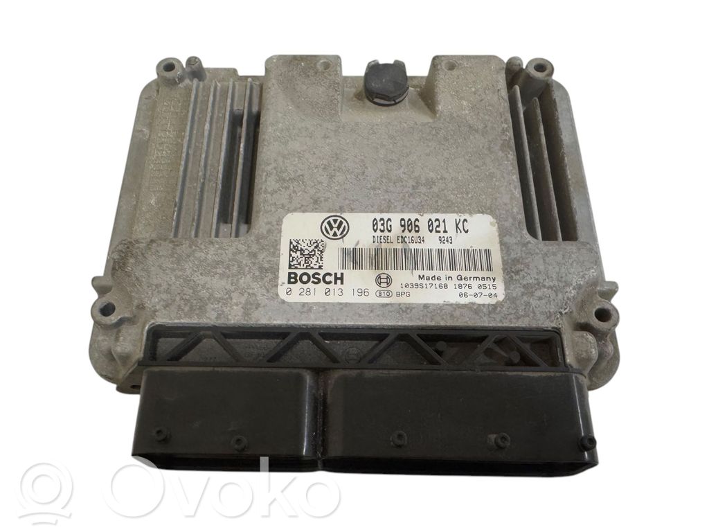 Volkswagen Touran I Engine control unit/module 