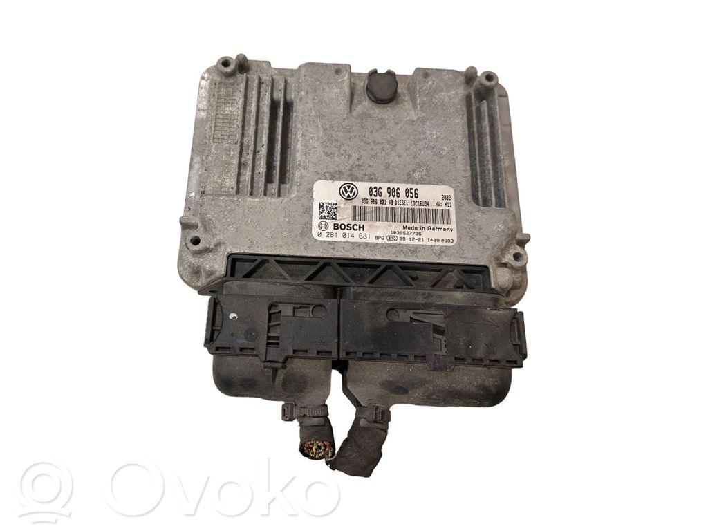 Volkswagen Touran II Engine control unit/module 