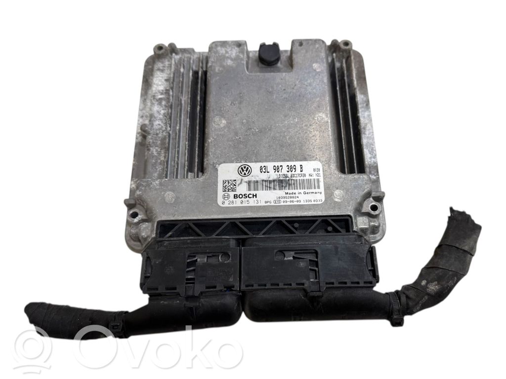 Volkswagen PASSAT B6 Engine control unit/module 
