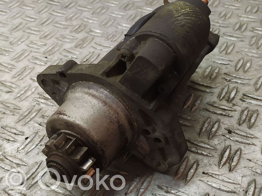 Rozrusznik   23300WD001,M008T71371