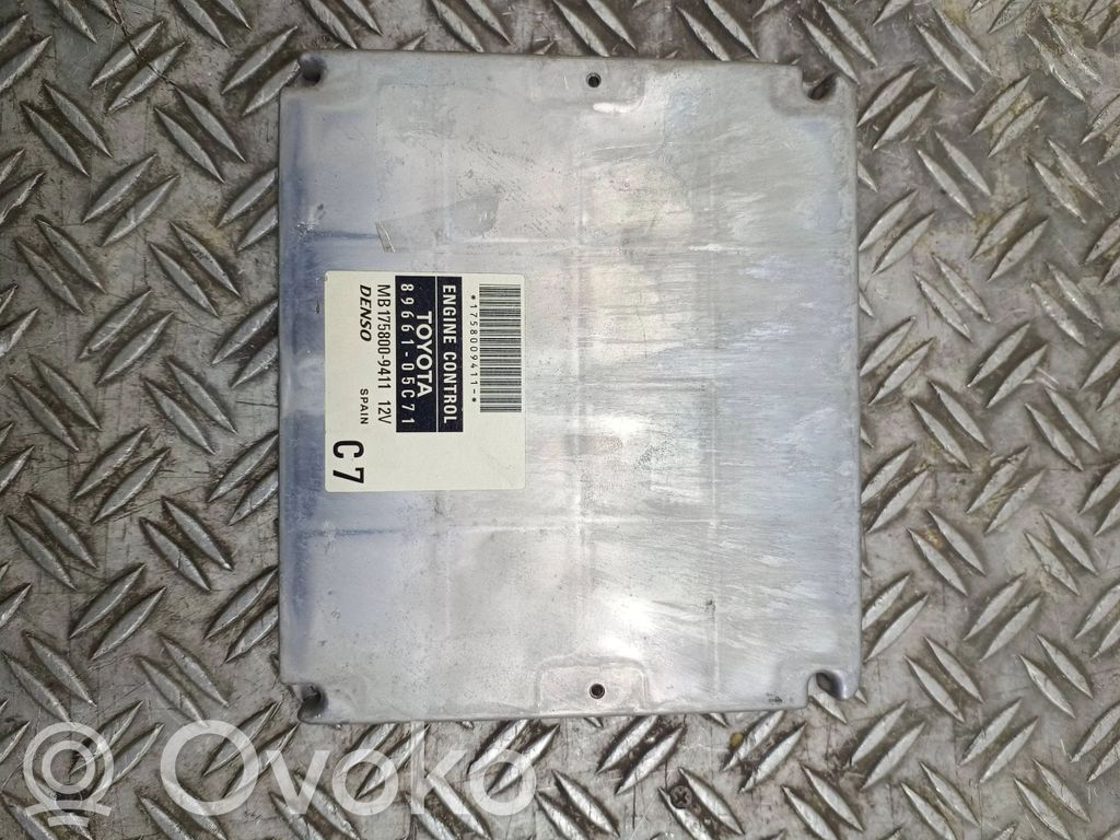 Toyota Avensis T250 Engine control unit/module 
