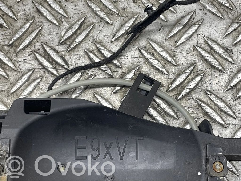 Ārējais atvēršanas rokturis