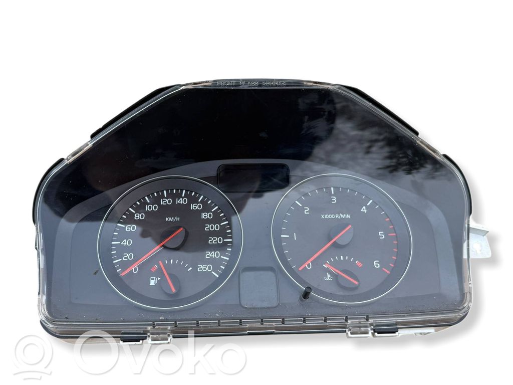 Volvo C30 Speedometer (instrument cluster) 