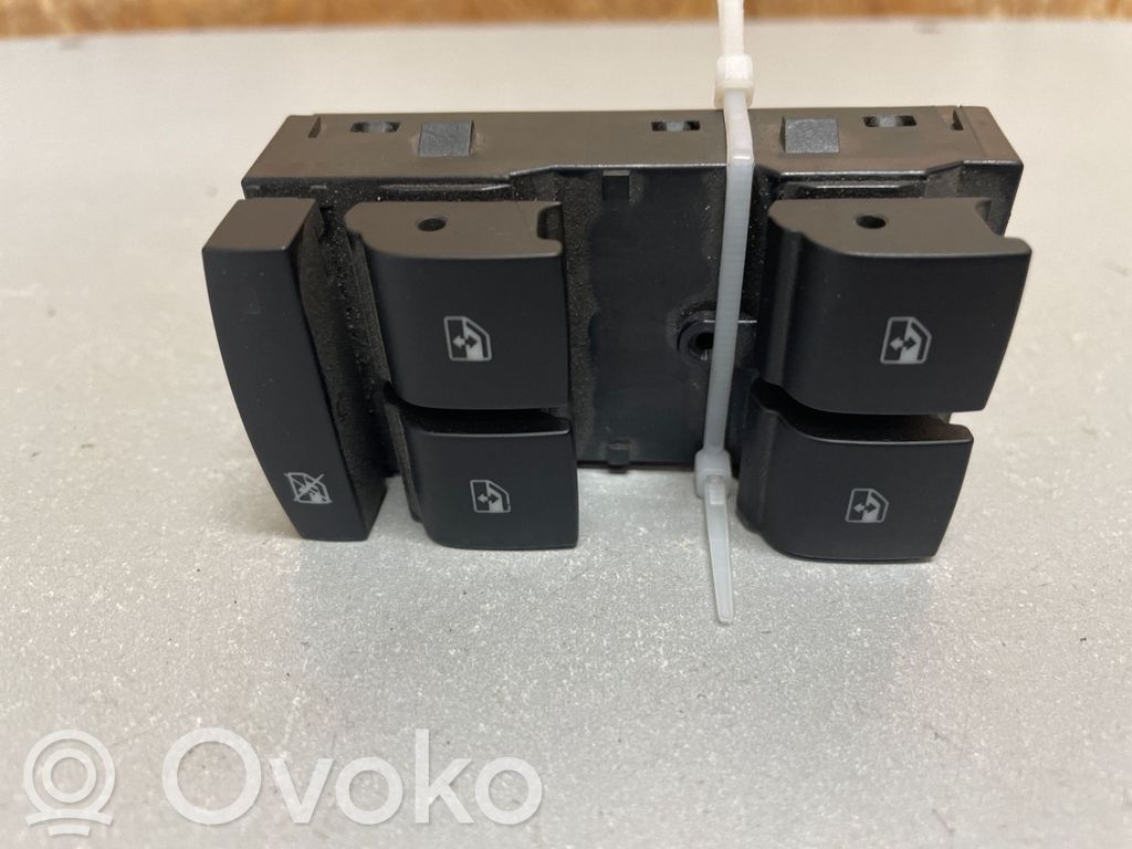 Opel Astra J Electric window control switch 