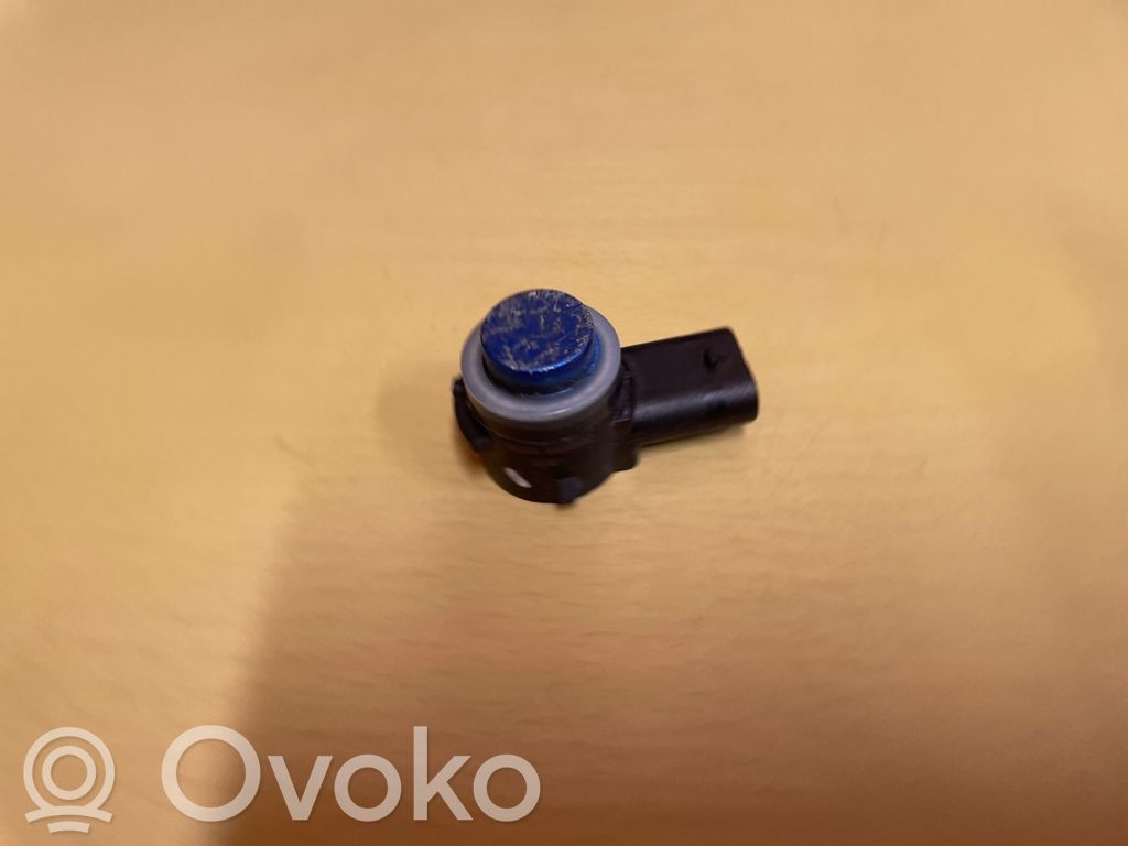 Volkswagen PASSAT B8 Parkavimo daviklis PDC 