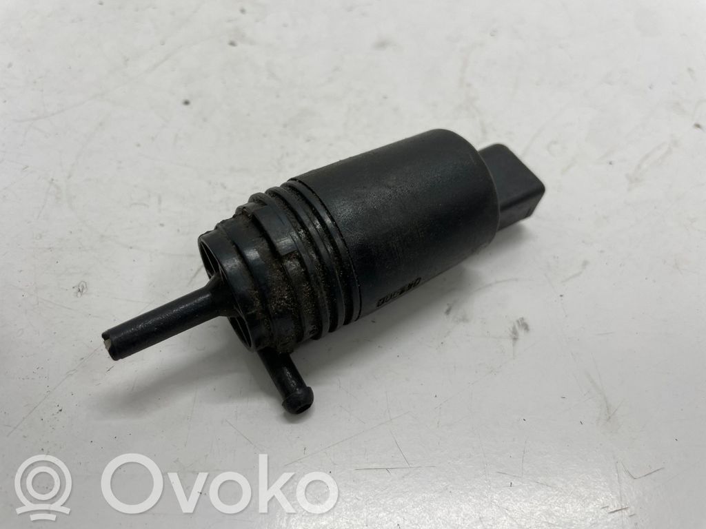 BMW 3 F30 F35 F31 Windscreen/windshield washer pump 