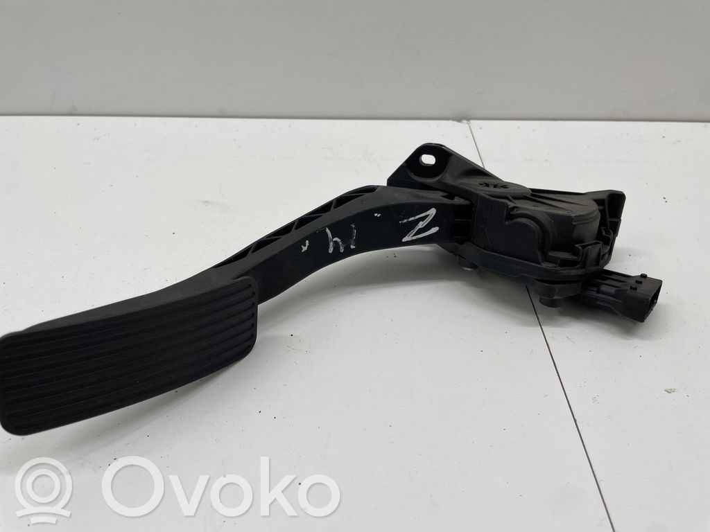 Opel Zafira C Pedał gazu / przyspieszenia 