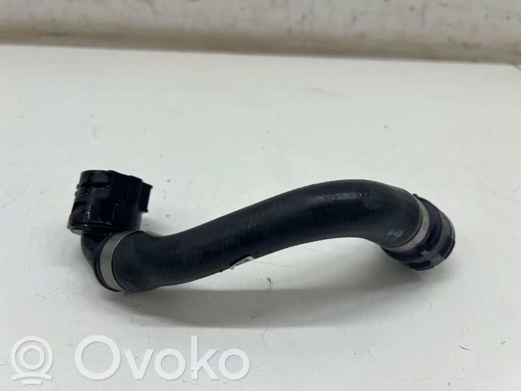 BMW i4 Engine coolant pipe/hose 