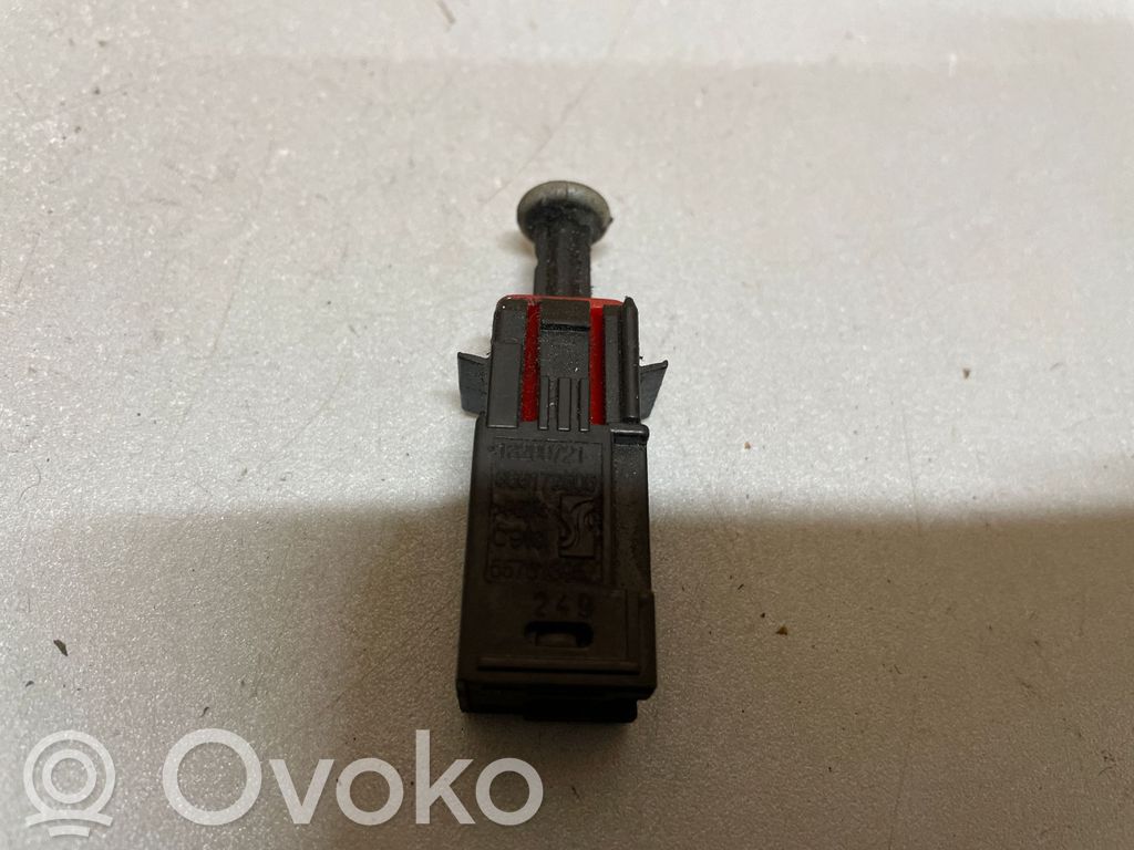 Opel Corsa E Brake pedal sensor switch 