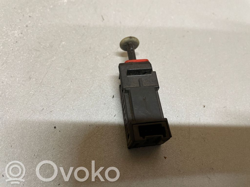 Opel Zafira B Brake pedal sensor switch 