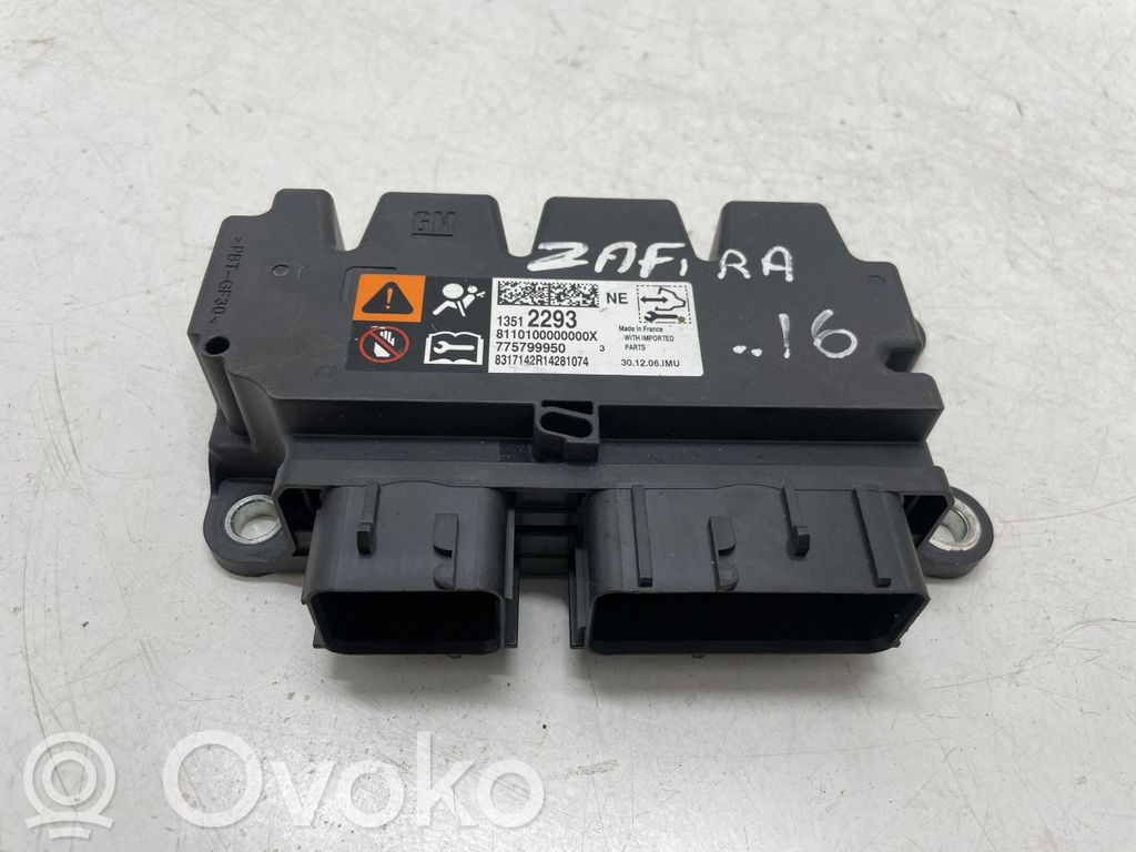 Opel Zafira C Airbag control unit/module 