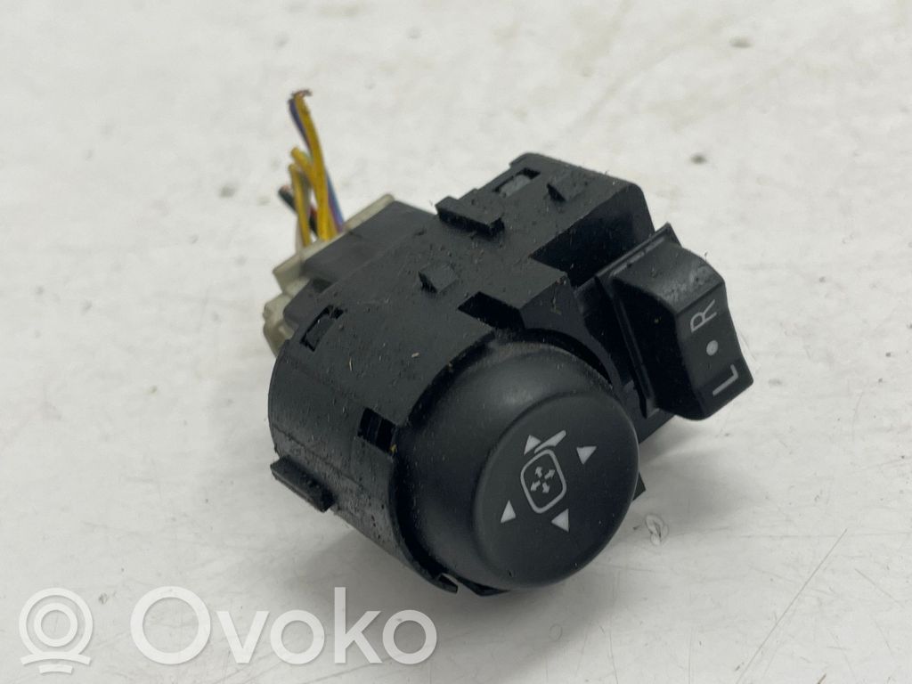Opel Astra K Wing mirror switch 