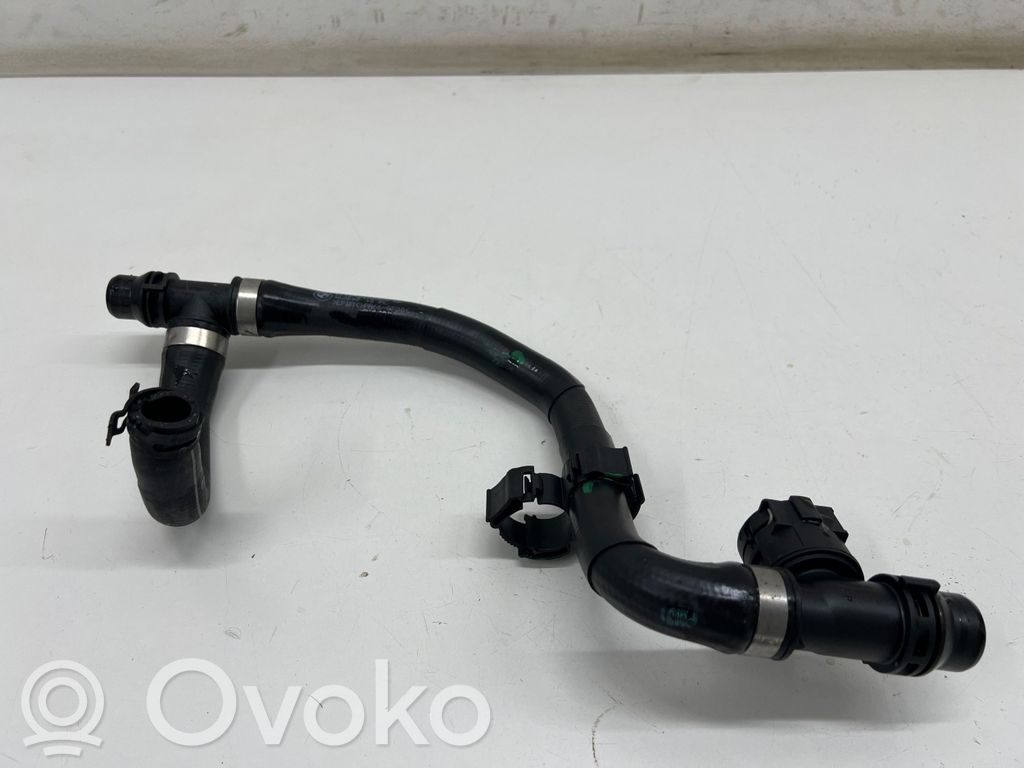 BMW i4 Engine coolant pipe/hose 