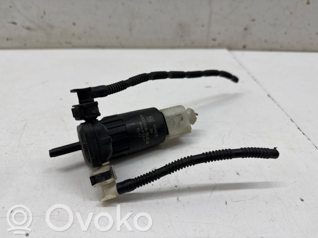 Opel Crossland X Windscreen/windshield washer pump 