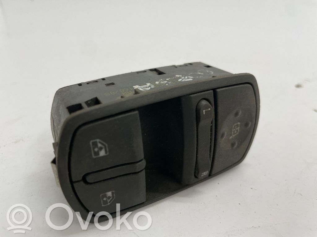 Opel Corsa E Electric window control switch 