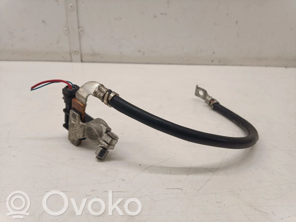 BMW 1 F20 F21 Maakaapeli, akku 