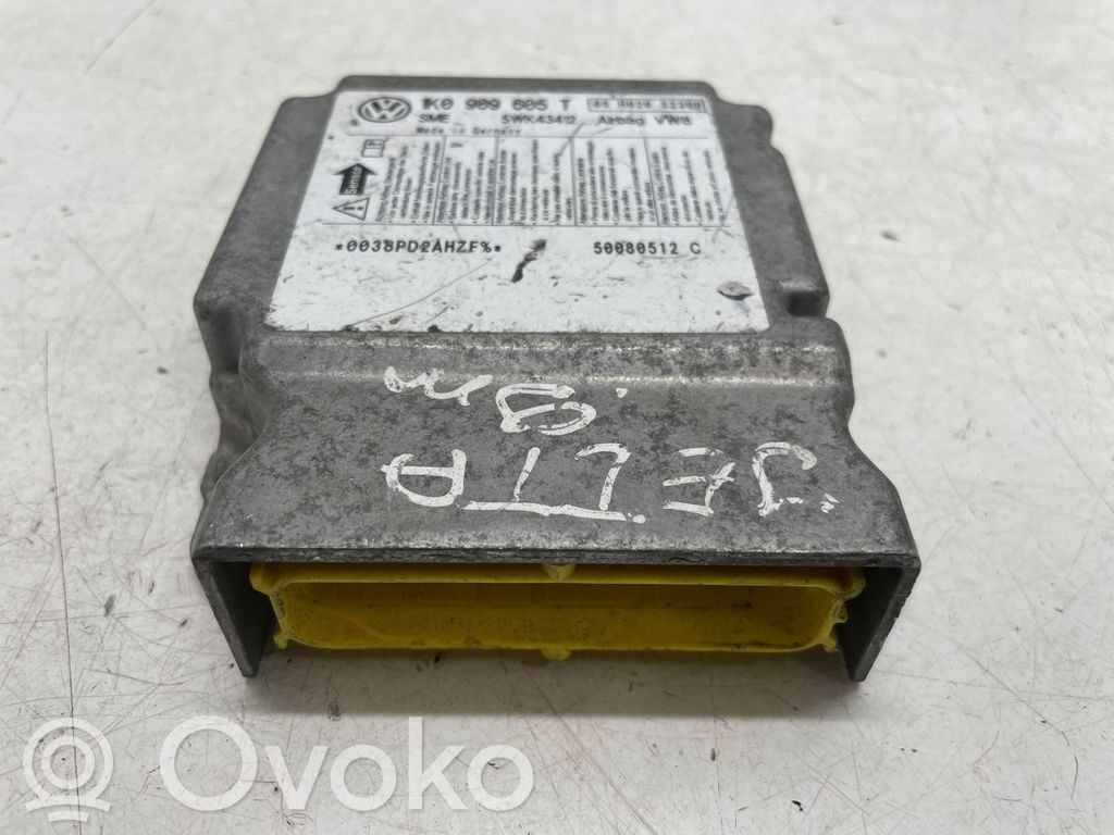 Volkswagen Jetta V Airbag control unit/module 