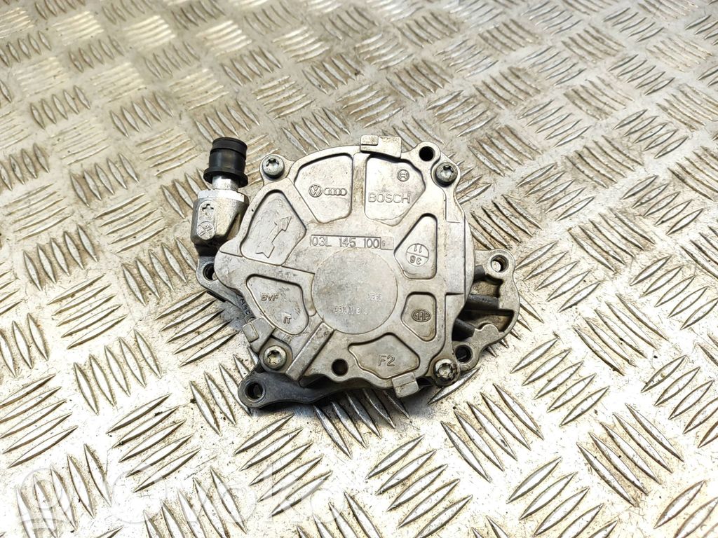 Skoda Fabia Mk2 (5J) Vacuum pump 