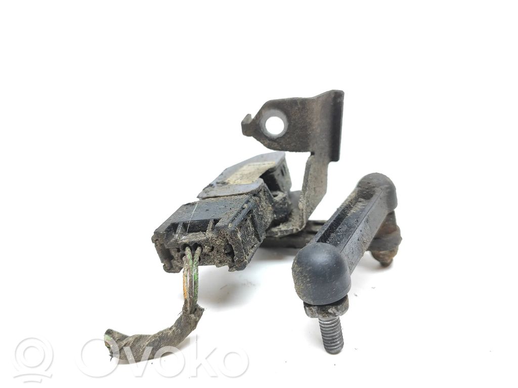 Volvo S90, V90 Headlight/headlamp level sensor 