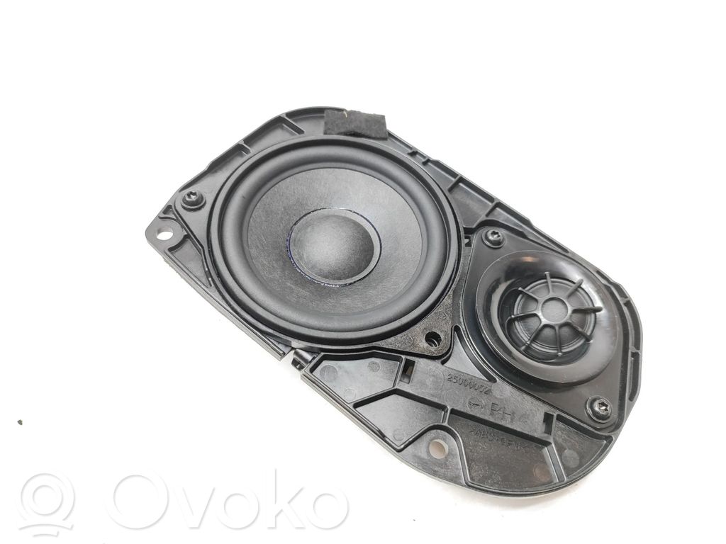 BMW 5 F10 F11 Głośnik niskotonowy 
