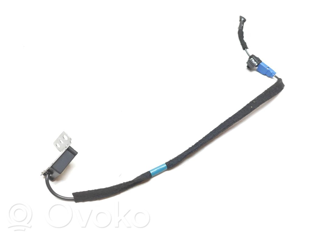 Renault Trafic III (X82) Antena GPS 