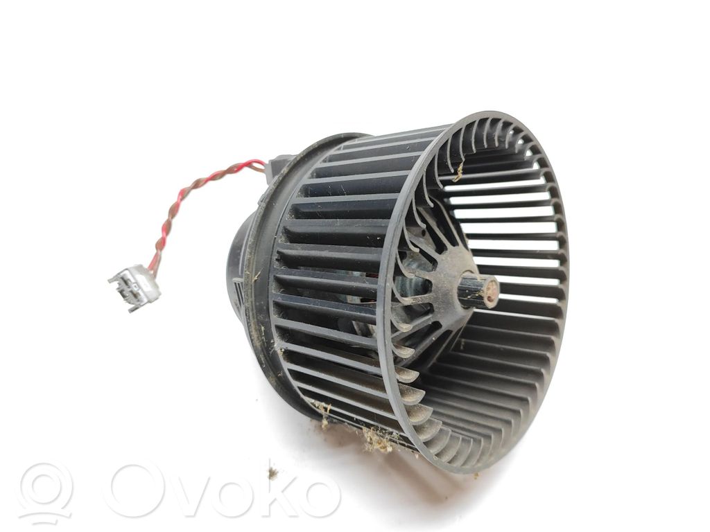 Ford Kuga II Mazā radiatora ventilators 