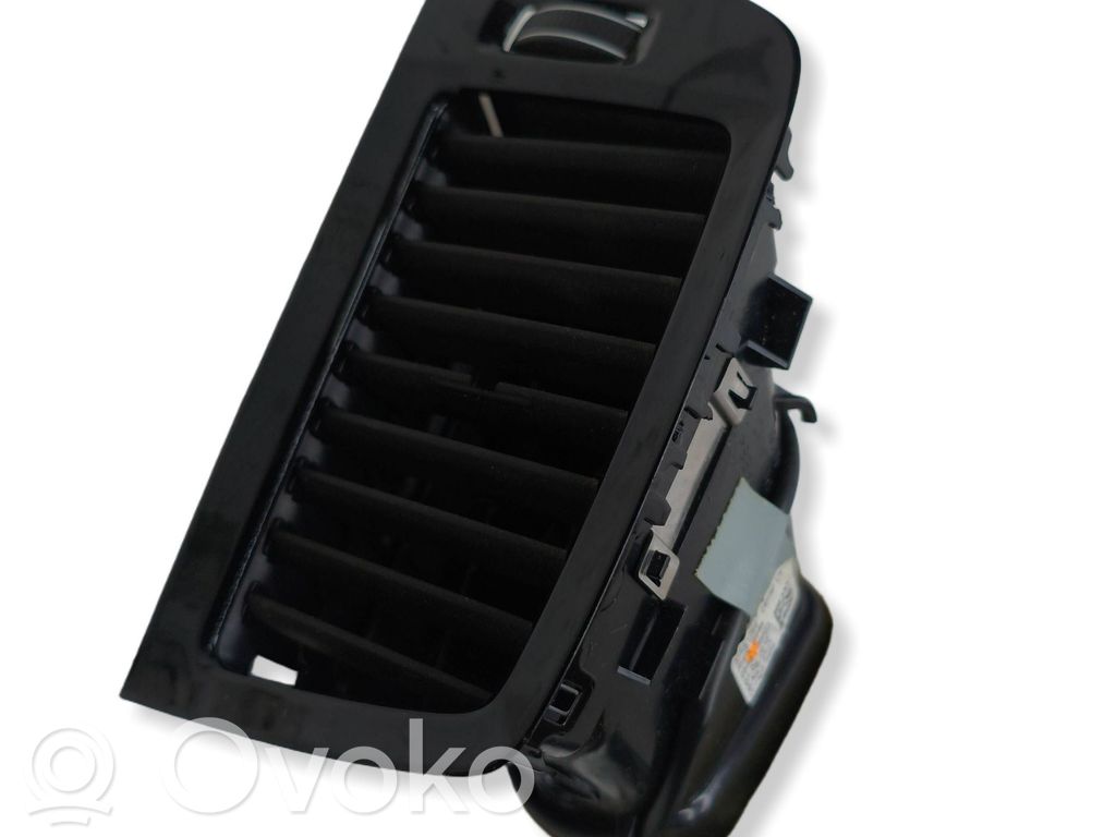 Volvo XC90 Dash center air vent grill 