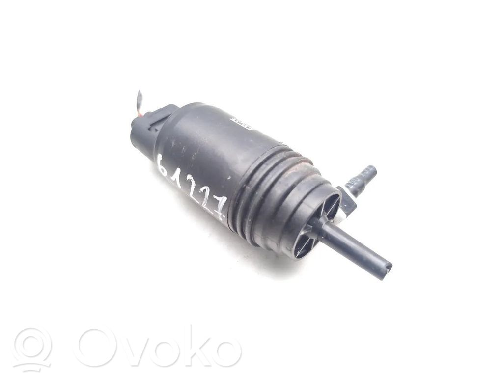 BMW 1 F20 F21 Windscreen/windshield washer pump 