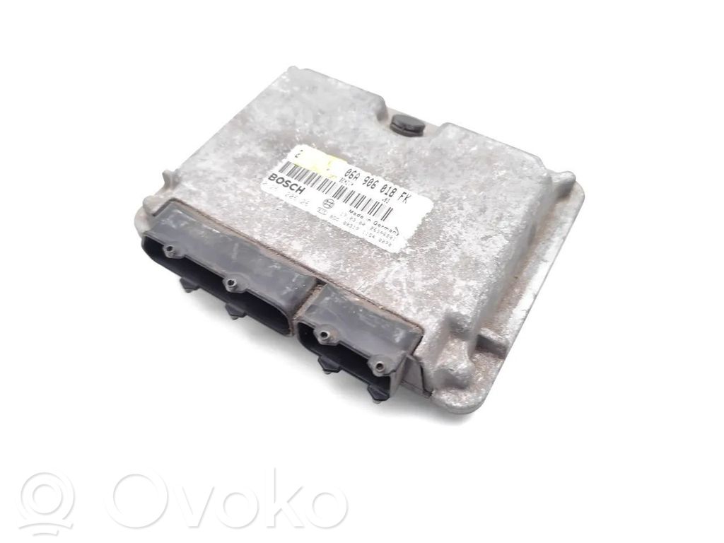 Volkswagen Golf IV Engine control unit/module 