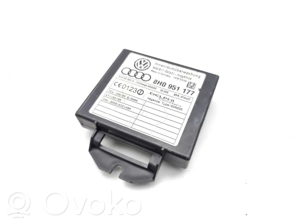 Audi A4 S4 B6 8E 8H Unidad de control/módulo de alarma 