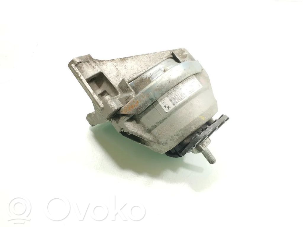 BMW 5 E60 E61 Engine mount bracket 
