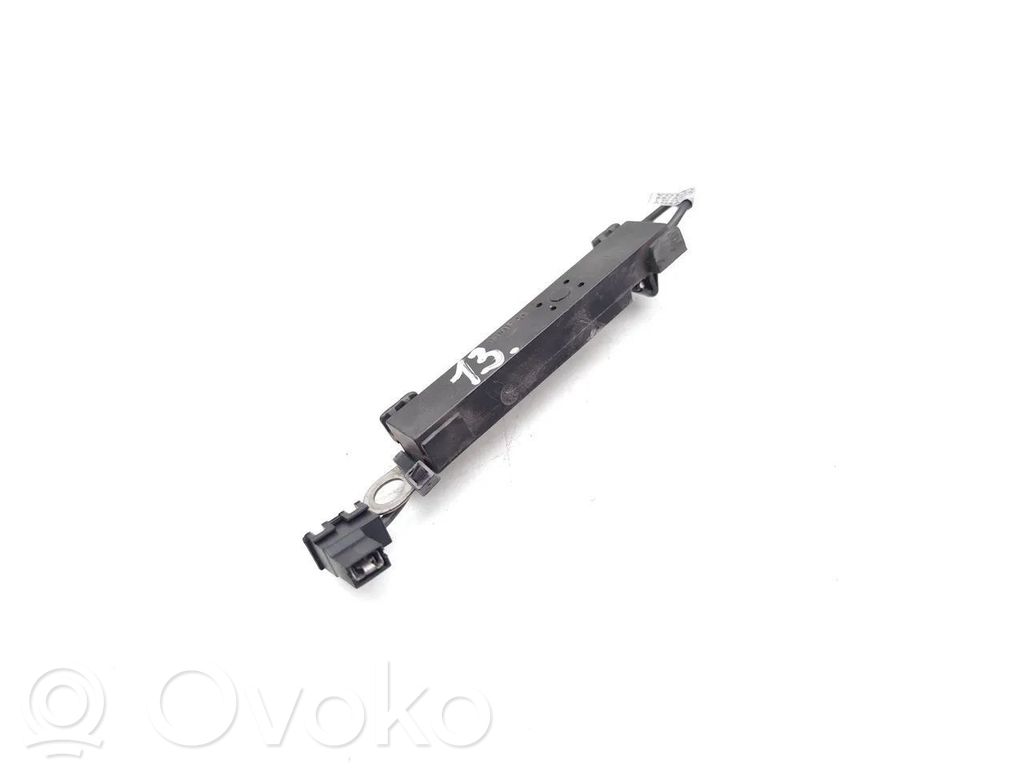 Volvo V50 Antenos stiprintuvas 