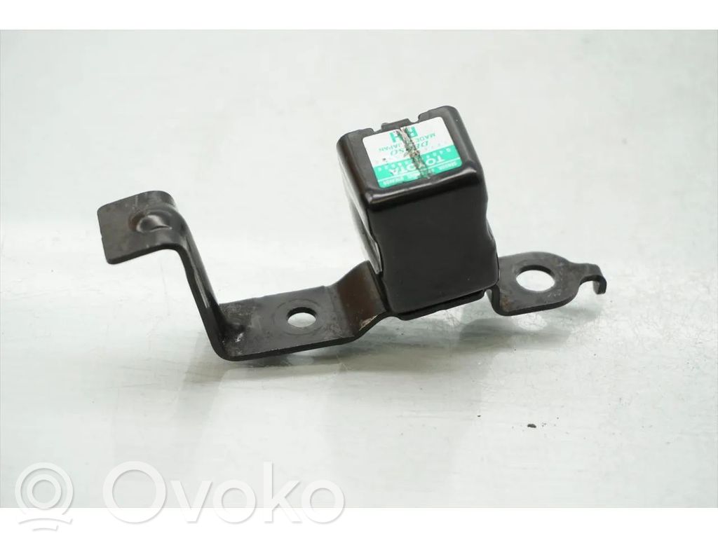 Lexus RX 300 Airbag deployment crash/impact sensor 
