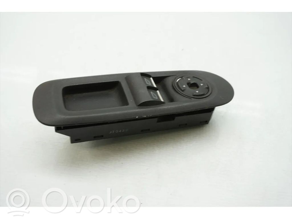 Ford Mondeo Mk III Electric window control switch 